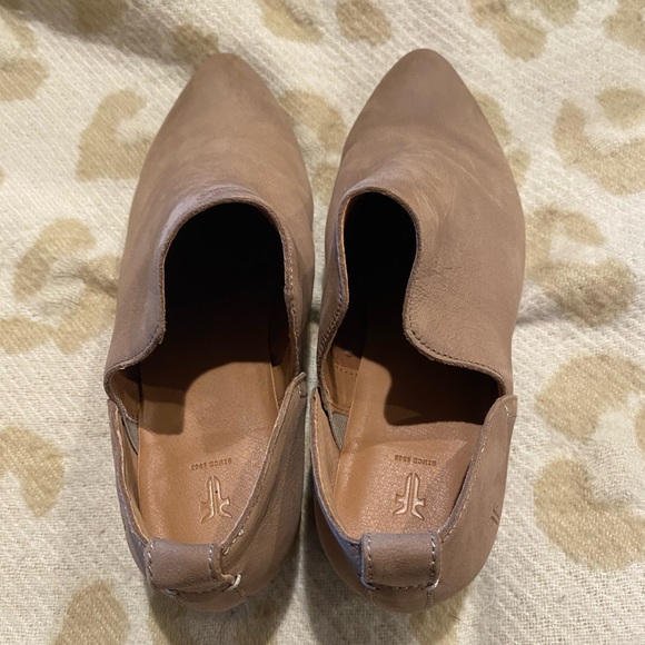 Frye 8.5 - Picture 4 of 8